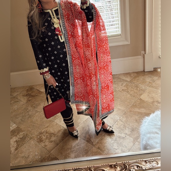 Gul Ahmed Pakistani 3 piece suit - Picture 1 of 1